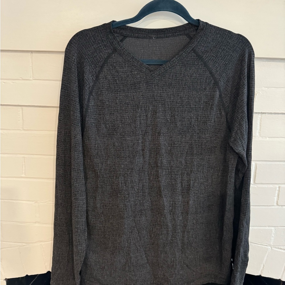 Men's Charcoal Lululemon Top